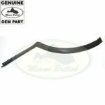 LAND ROVER LOWER REAR DOOR WEATHERSTRIP FINISHER SEAL RIGHT RANGE LR037760 GENUINE