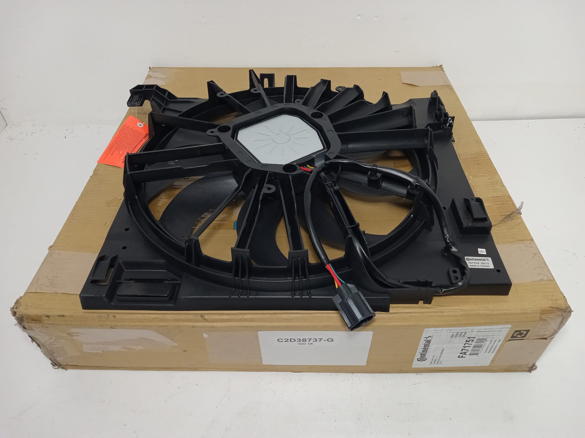 JAGUAR RADIATOR FAN & COWL XF XJ XK C2D38737 VDO OEM – Miami