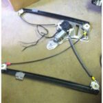 LAND ROVER FRONT WINDOW REGULATOR LEFT RANGE 03-09 CUH500230 USED