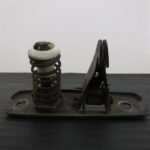 LAND ROVER STRIKER & SAFETY CATCH ASSY FREELANDER 02-05 FPB000010 USED