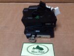 LAND ROVER FRONT DOOR LATCH RH DISCOVERY 2 FQJ102900 USED