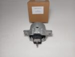 LAND ROVER ENGINE MOUNTING BRACKET RH RANGE VELAR 3.0L LR094225 VIBRACOUSTIC OEM