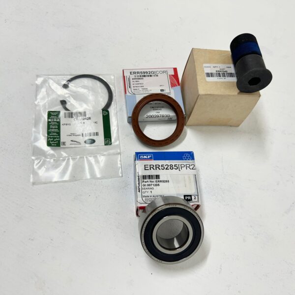 LAND ROVER ENGINE COVER REPAIR KIT Td5 DISCOVERY DEFENDER ROV0050 OEM