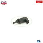 LAND ROVER BRAKE LIGHT PEDAL SWITCH RANGE P38 DISCOVERY 2 II XKB100170 PR2