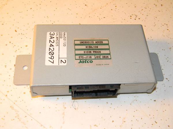 LAND ROVER TRANSMISSION CONTROLLER COMPUTER ECU FREELANDER UHC500110 USED