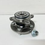 LAND ROVER FRONT WHEEL HUB ASSY RANGE SPORT LR3 LR4 LR076692 ALLMakes4x4