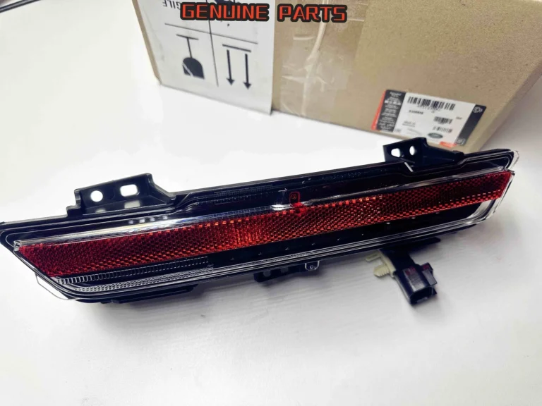 LAND ROVER REAR BUMPER LAMP LH NEW RANGE 453123551 GENUINE – Miami