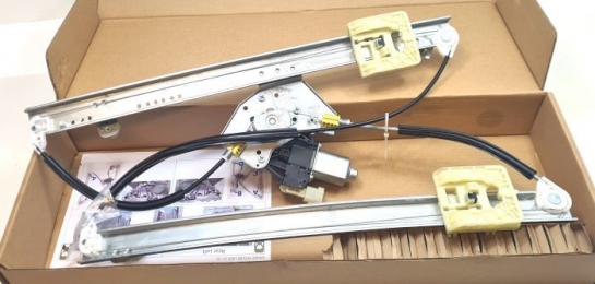 LAND ROVER REAR WINDOW STD BASE RH REGULATOR RANGE LR153961 GENUINE