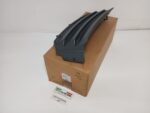 LAND ROVER FRONT FENDER SIDE GRILLE VENT RH RANGE 10-12 LR011352 GENUINE