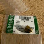 LAND ROVER AIR SUSPENSION CONNECTOR VALVE BLOCK TO PIPE LR044836 GENUINE